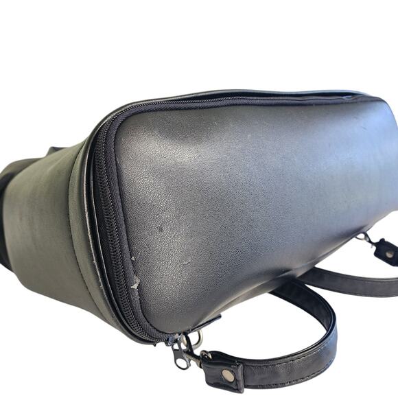 Vimmia Active Convertible Backpack Tote Bag Black Travel Zip Bottom Faux Leather - Picture 5 of 16